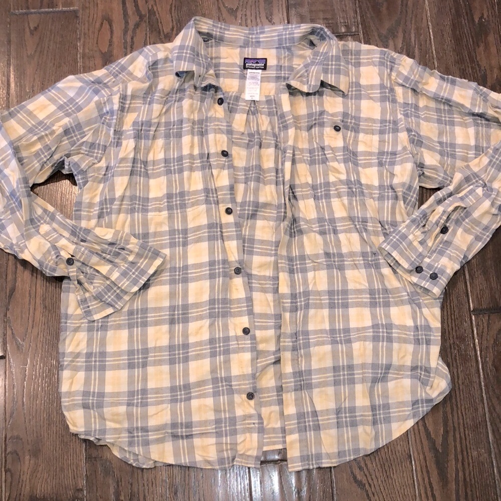 Patagonia mens button down shirt size XLarge organic cotton